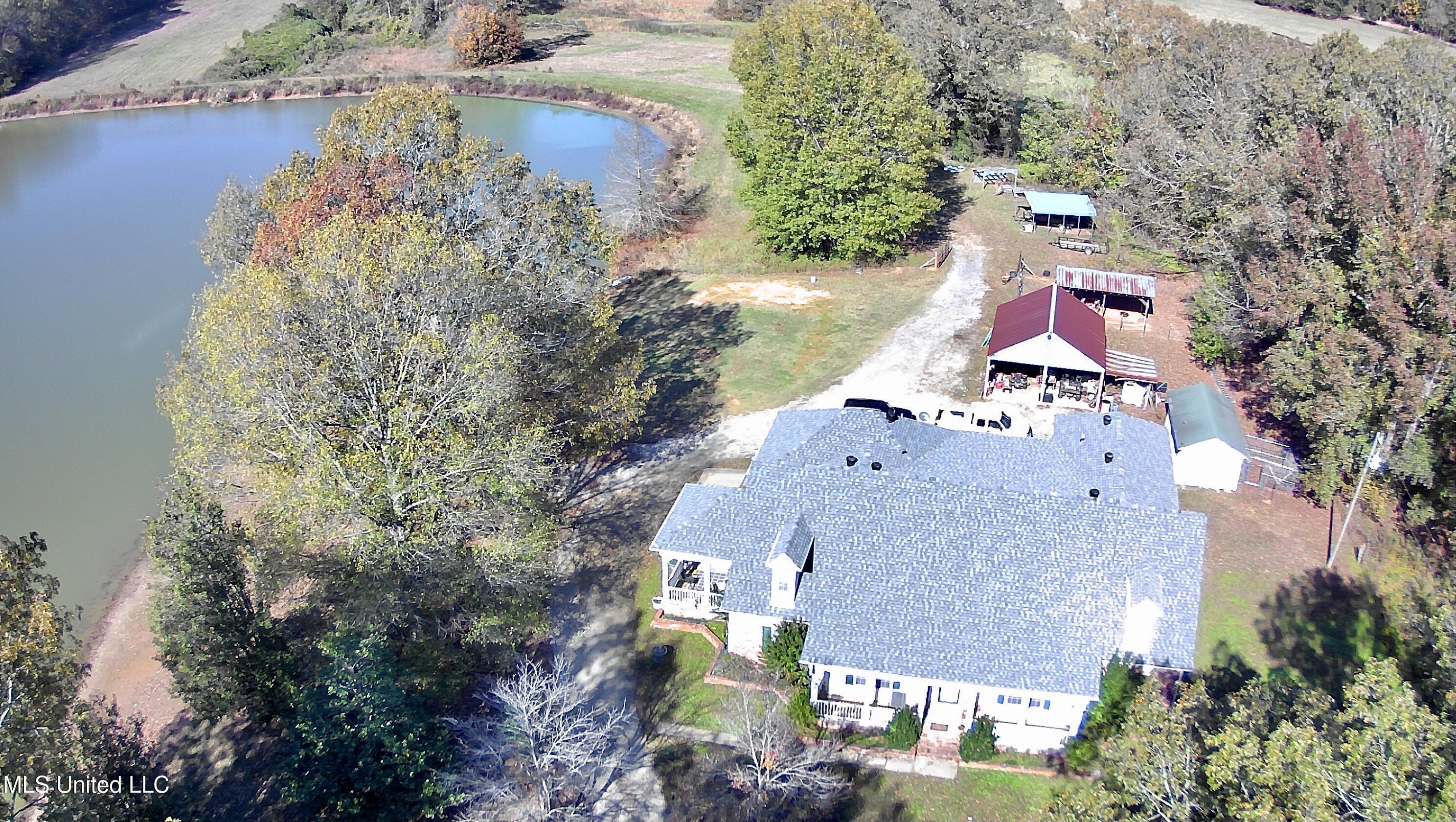 29195 Highway 4 Coldwater, MS 38618 - Photo 4 of 52 IMG_1155
