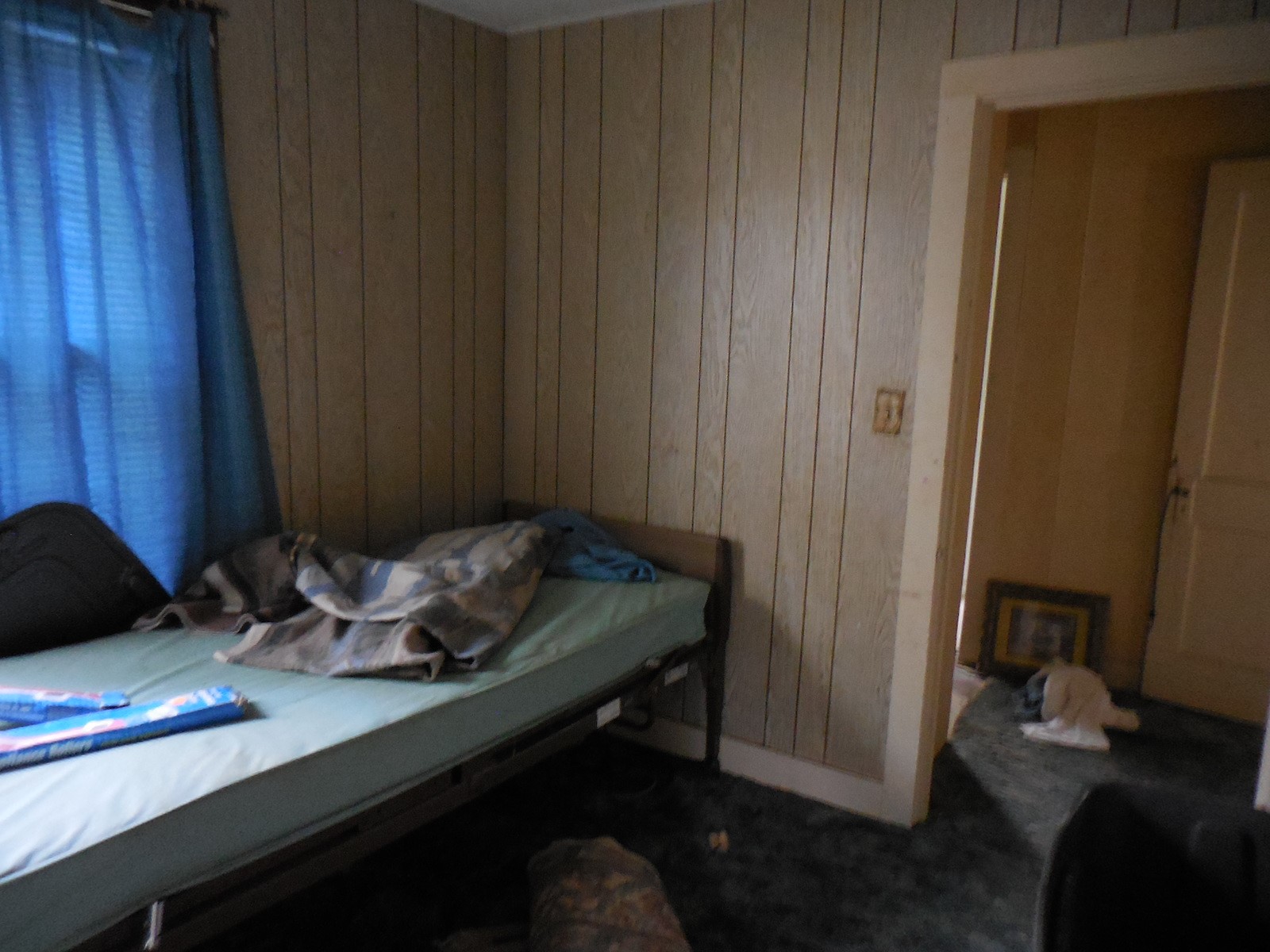 628 Austin Street West Matagorda, TX 77457 - Photo 17 of 19 a room with a table and chairs