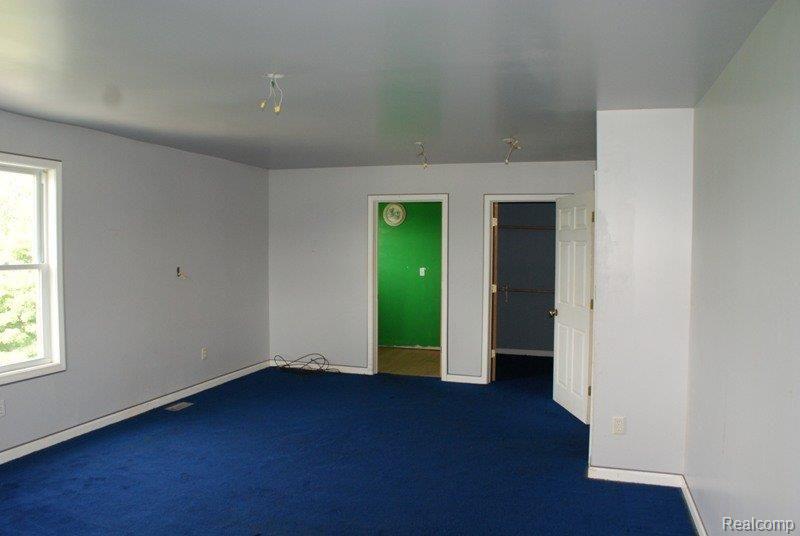 4087 Peters Road Columbiaville, MI 48421 - Photo 9 of 18 DSC02251