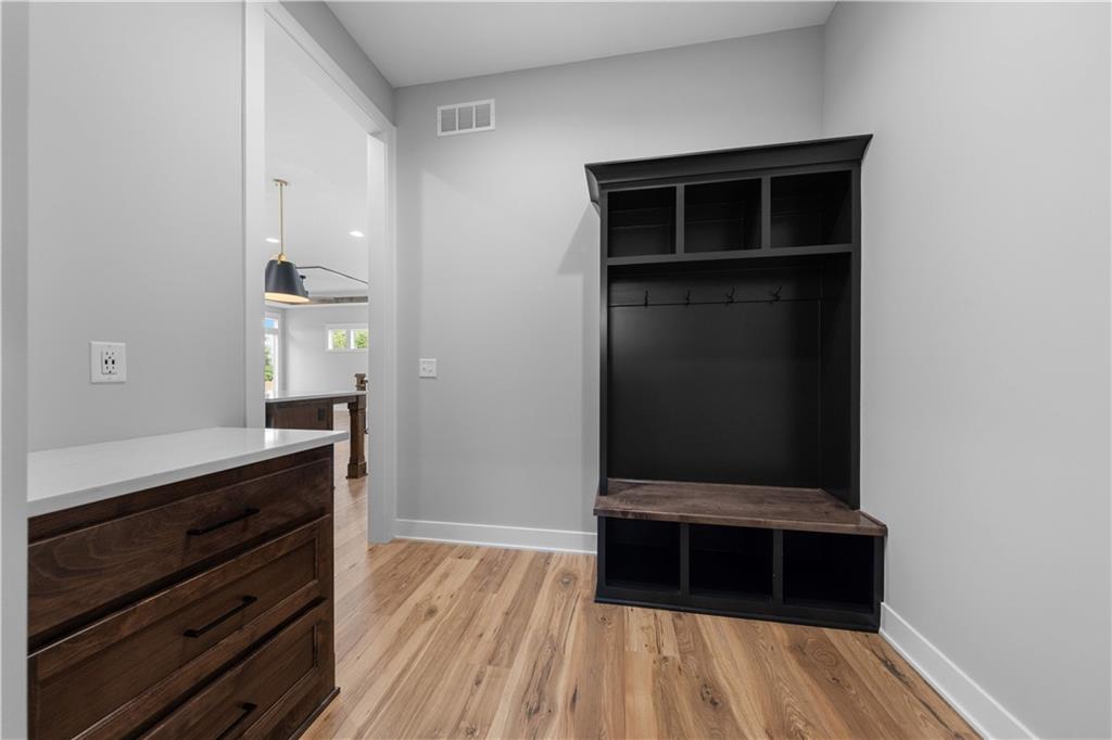 4510 Southwest Fenwick Road Lee's Summit, MO 64083 - Photo 16 of 42