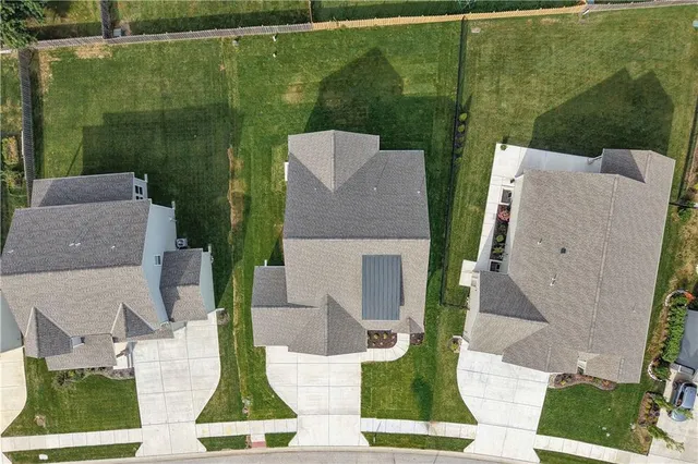 $550,000 | 4510 Southwest Fenwick Road, Lee's Summit, MO 64083