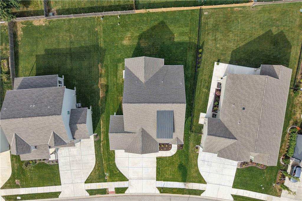 4510 Southwest Fenwick Road Lee's Summit, MO 64083 - Photo 2 of 42