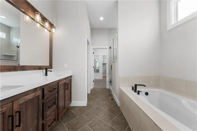 $550,000 | 4510 Southwest Fenwick Road, Lee's Summit, MO 64083