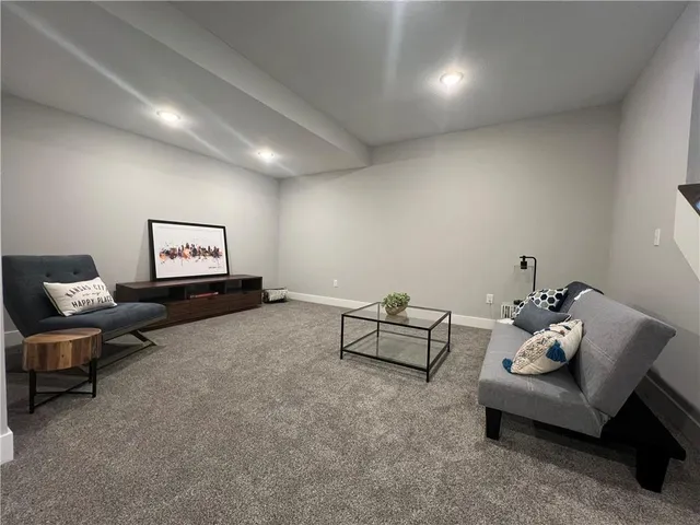 $550,000 | 4510 Southwest Fenwick Road, Lee's Summit, MO 64083