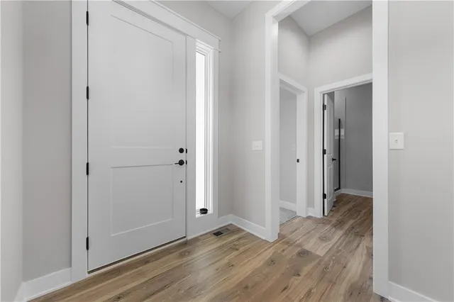 $550,000 | 4510 Southwest Fenwick Road, Lee's Summit, MO 64083