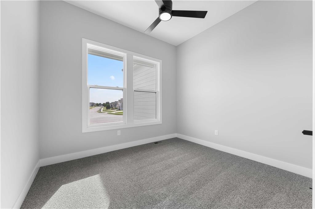 4510 Southwest Fenwick Road Lee's Summit, MO 64083 - Photo 9 of 42