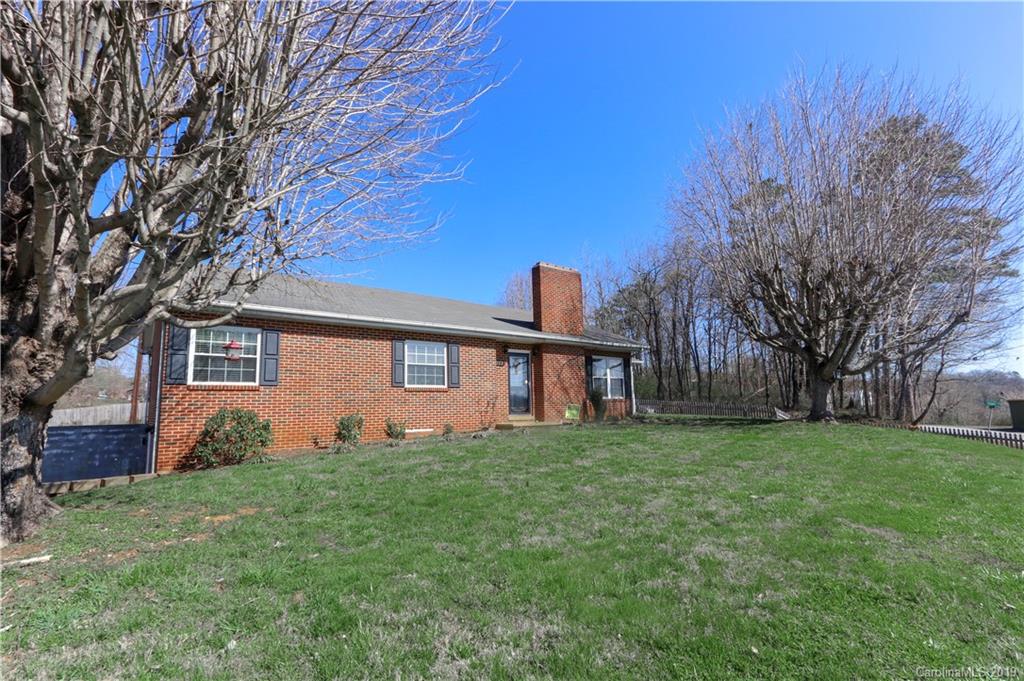 322 3rd Street Ronda, NC 28670 - Photo 2 of 28 Gallery Image 2