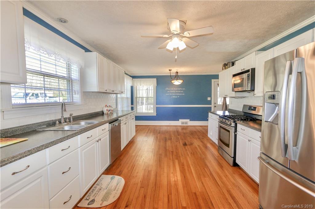 322 3rd Street Ronda, NC 28670 - Photo 10 of 28 Gallery Image 10