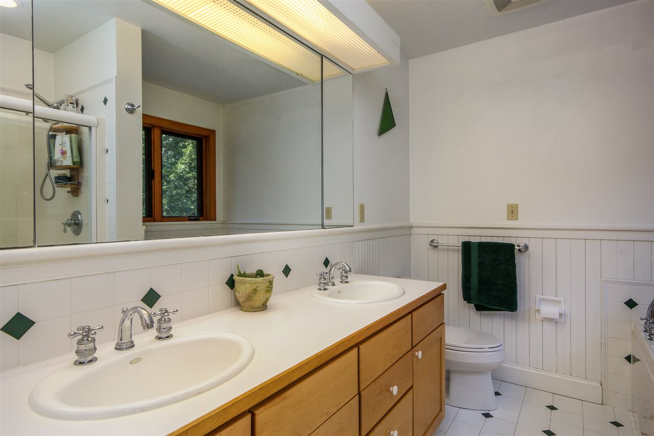 392 Forest Road St. George, VT 05495 - Photo 23 of 40