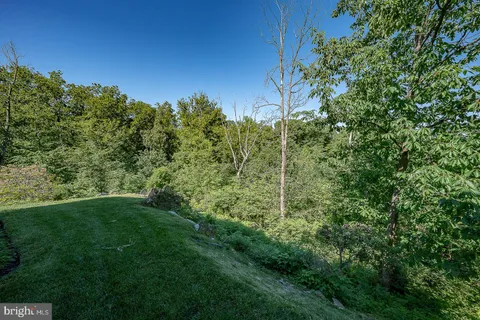 $920,000 | 12 Shady Brook Lane, Malvern, PA 19355
