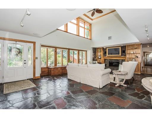 29 Marshall Road Milton, MA 02186 - Photo 8 of 32 Gallery Image 8