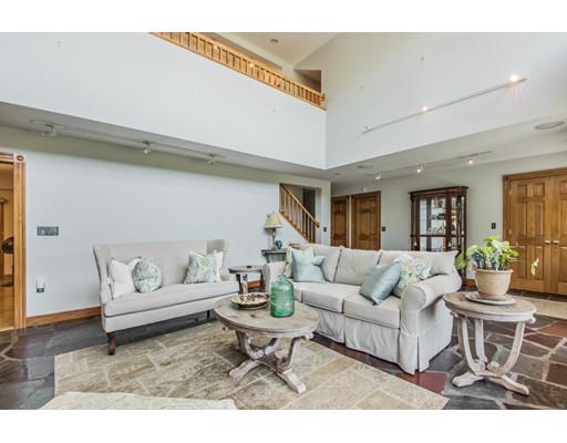 29 Marshall Road Milton, MA 02186 - Photo 10 of 32 Gallery Image 10
