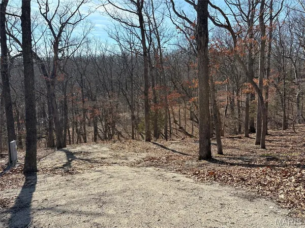 $13,900 | 513 Northgate Drive, New Florence, MO 63363