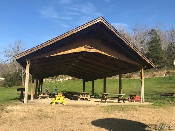 $13,900 | 513 Northgate Drive, New Florence, MO 63363