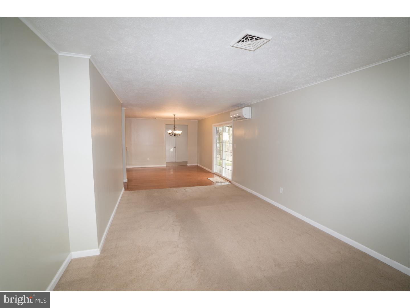33 Hillside Road Levittown, PA 19056 - Photo 15 of 18 Gallery Image 15
