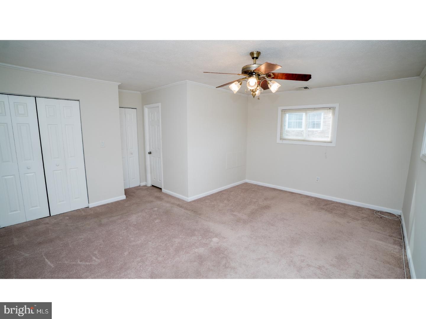 33 Hillside Road Levittown, PA 19056 - Photo 16 of 18 Gallery Image 16