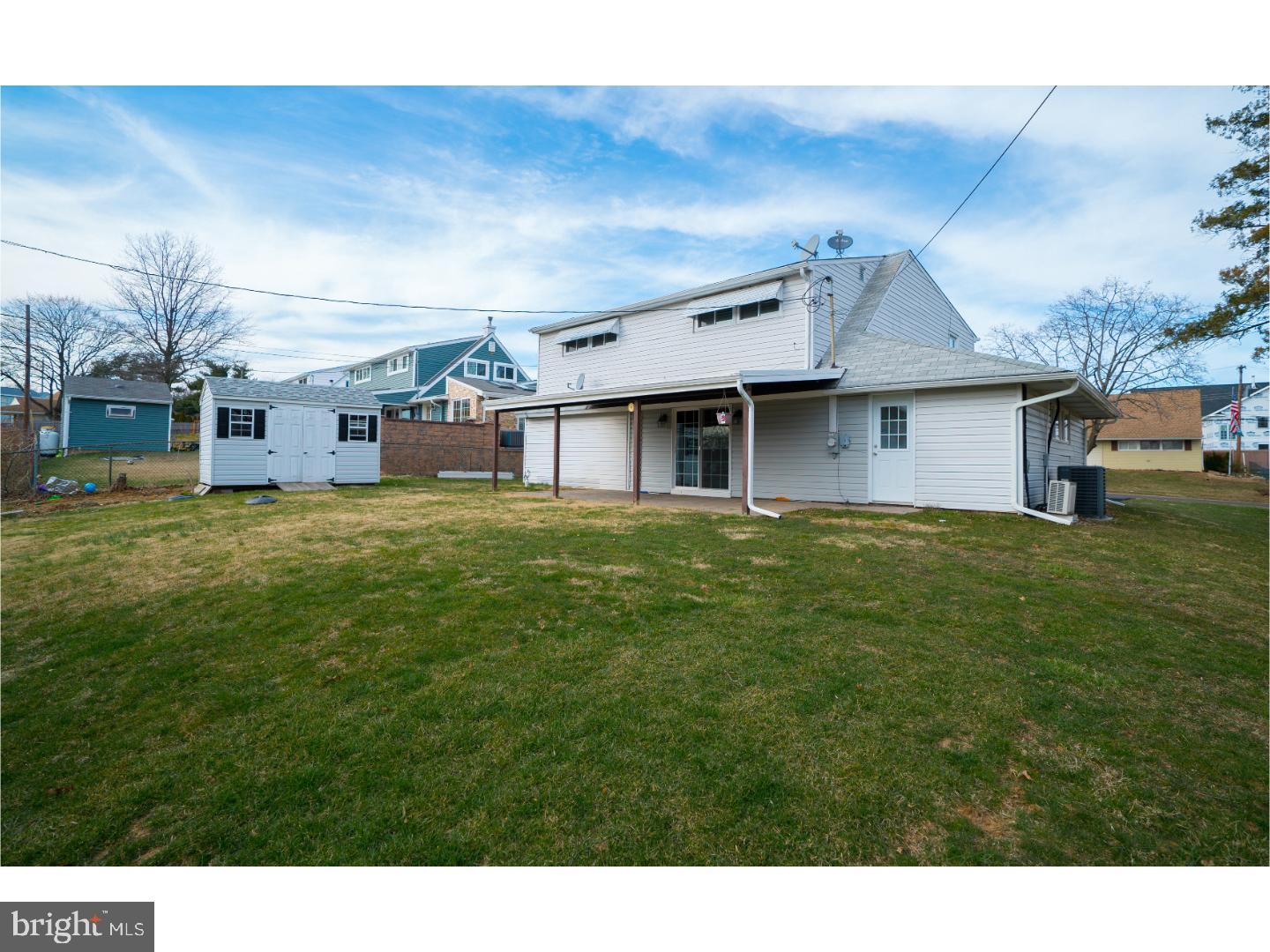 33 Hillside Road Levittown, PA 19056 - Photo 17 of 18 Gallery Image 17