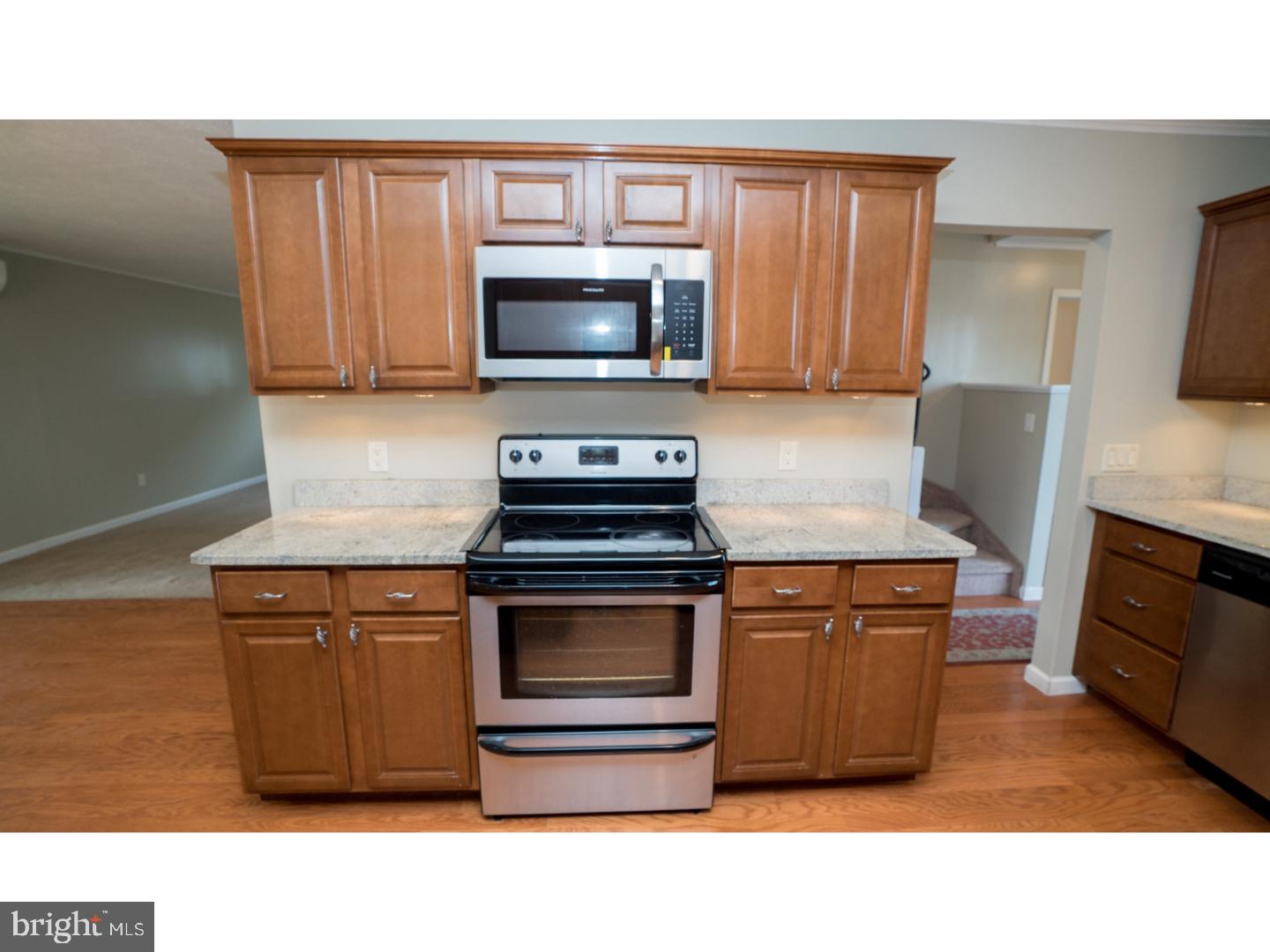 33 Hillside Road Levittown, PA 19056 - Photo 5 of 18 Gallery Image 5