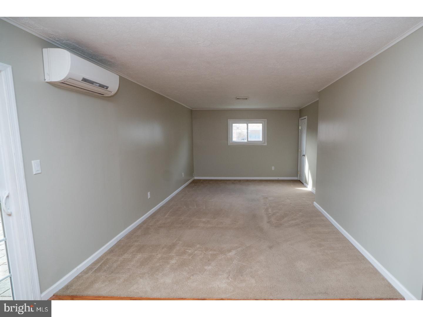 33 Hillside Road Levittown, PA 19056 - Photo 10 of 18 Gallery Image 10