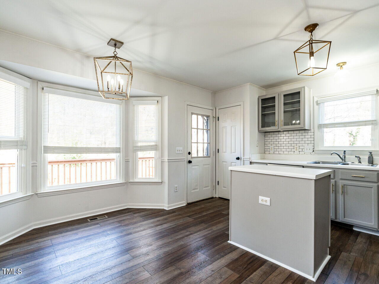 2116 Leadenhall Way Raleigh, NC 27603 - Photo 8 of 27 008-1280x960-dining-kitchen