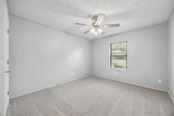 $409,000 | 806 Glenn Drive, Euless, TX 76039