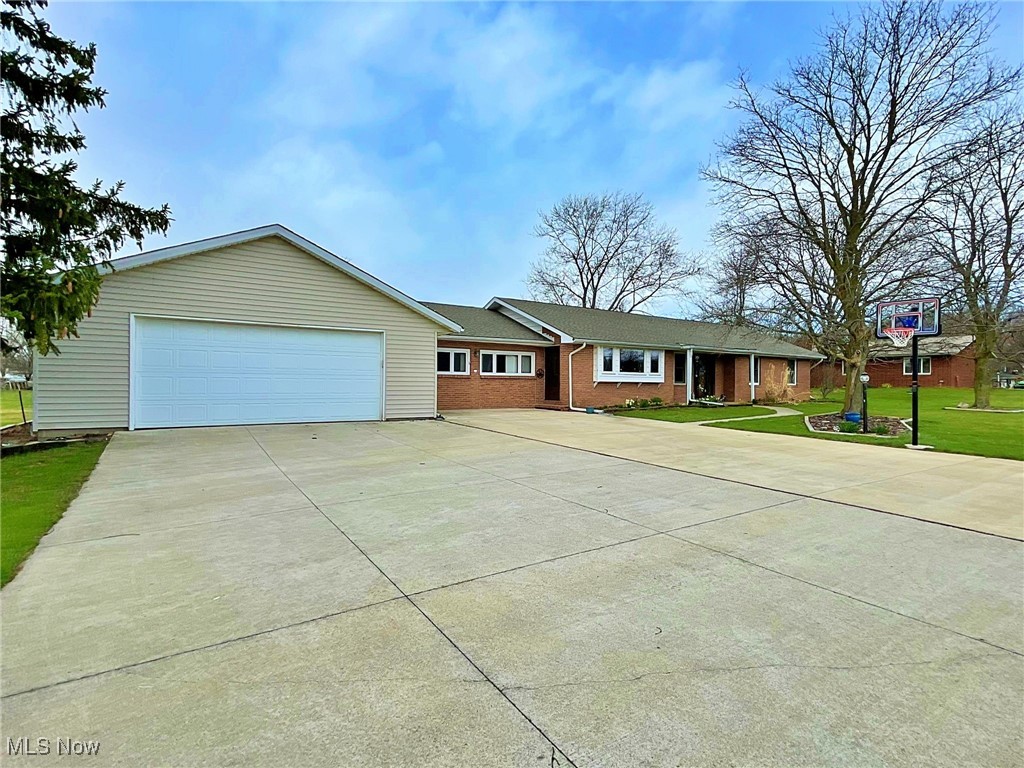 17410 Hallauer Road Wellington, OH 44090 - Photo 4 of 37 Gallery Image 4