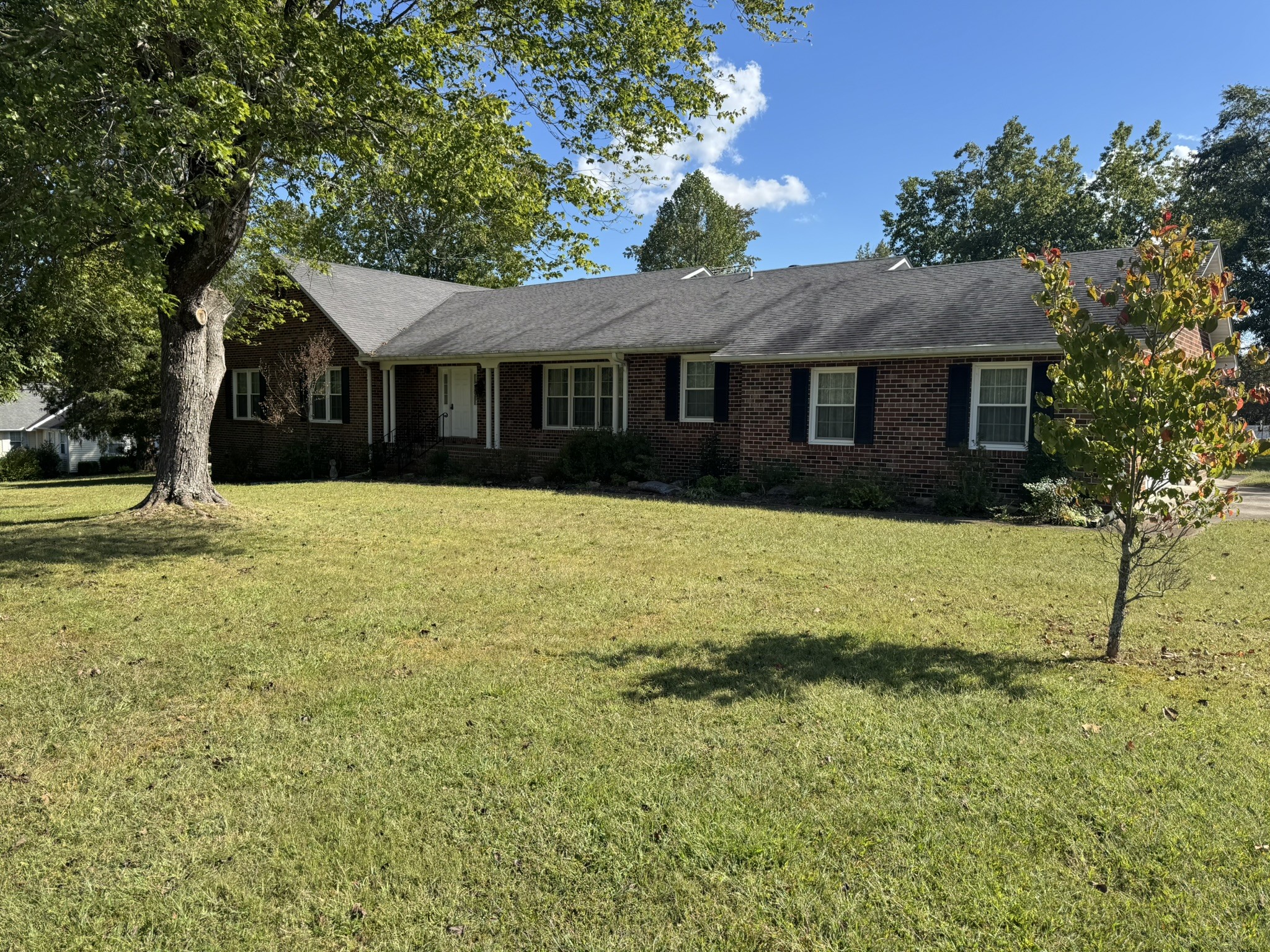 645 Doak Road Manchester, TN 37355 - Photo 4 of 33 Gallery Image 4