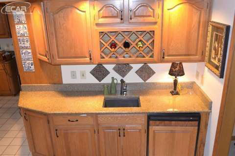 1122 Kings Carriage Road Grand Blanc, MI 48439 - Photo 15 of 46 20422995-14.JPG