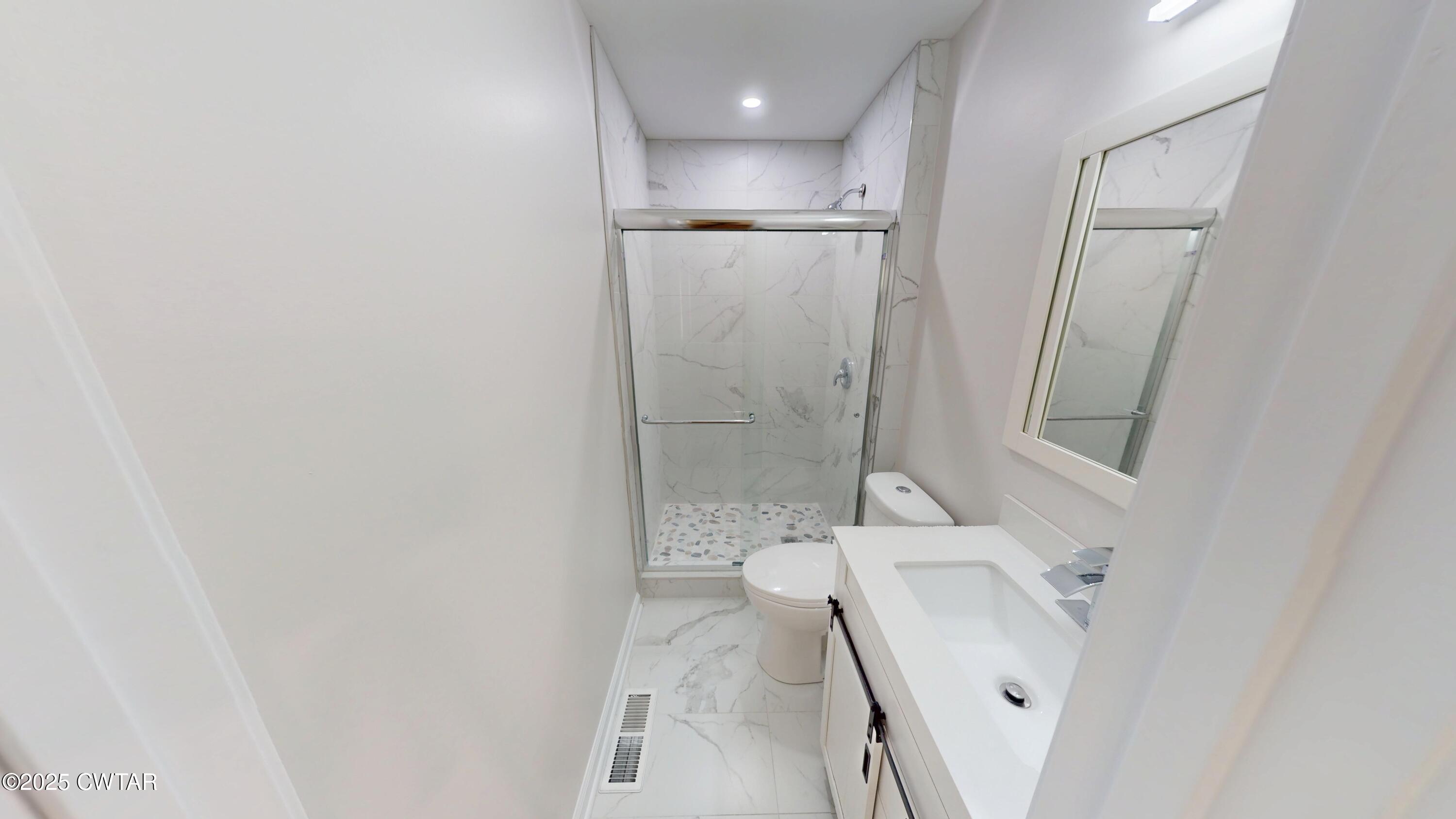 713 Jamestown Road Dyersburg, TN 38024 - Photo 15 of 33 713-Jamestown-Rd-06122025_161242