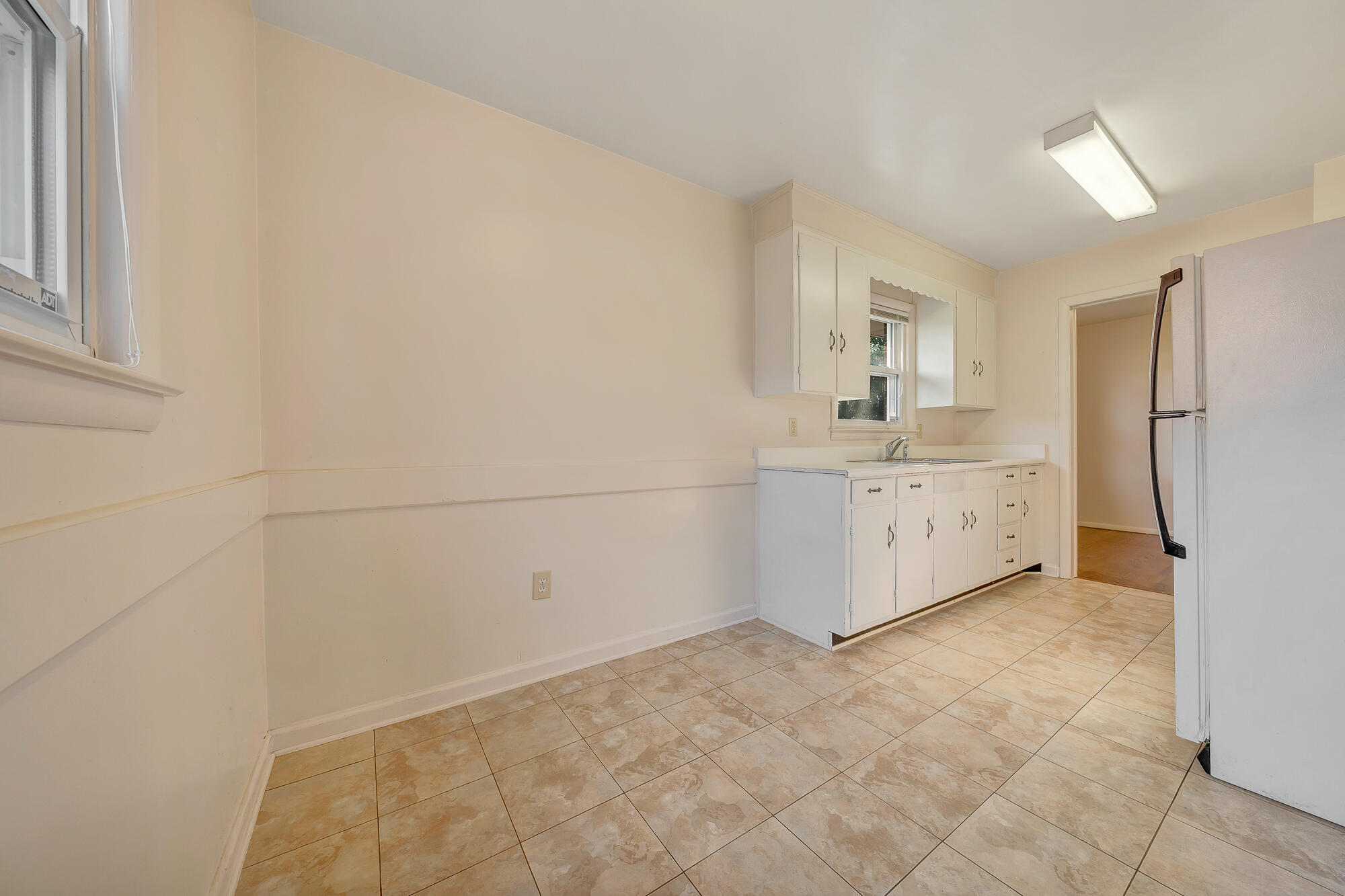 4964 Florist Road Roanoke, VA 24012 - Photo 16 of 32 16-D R E A M-2260