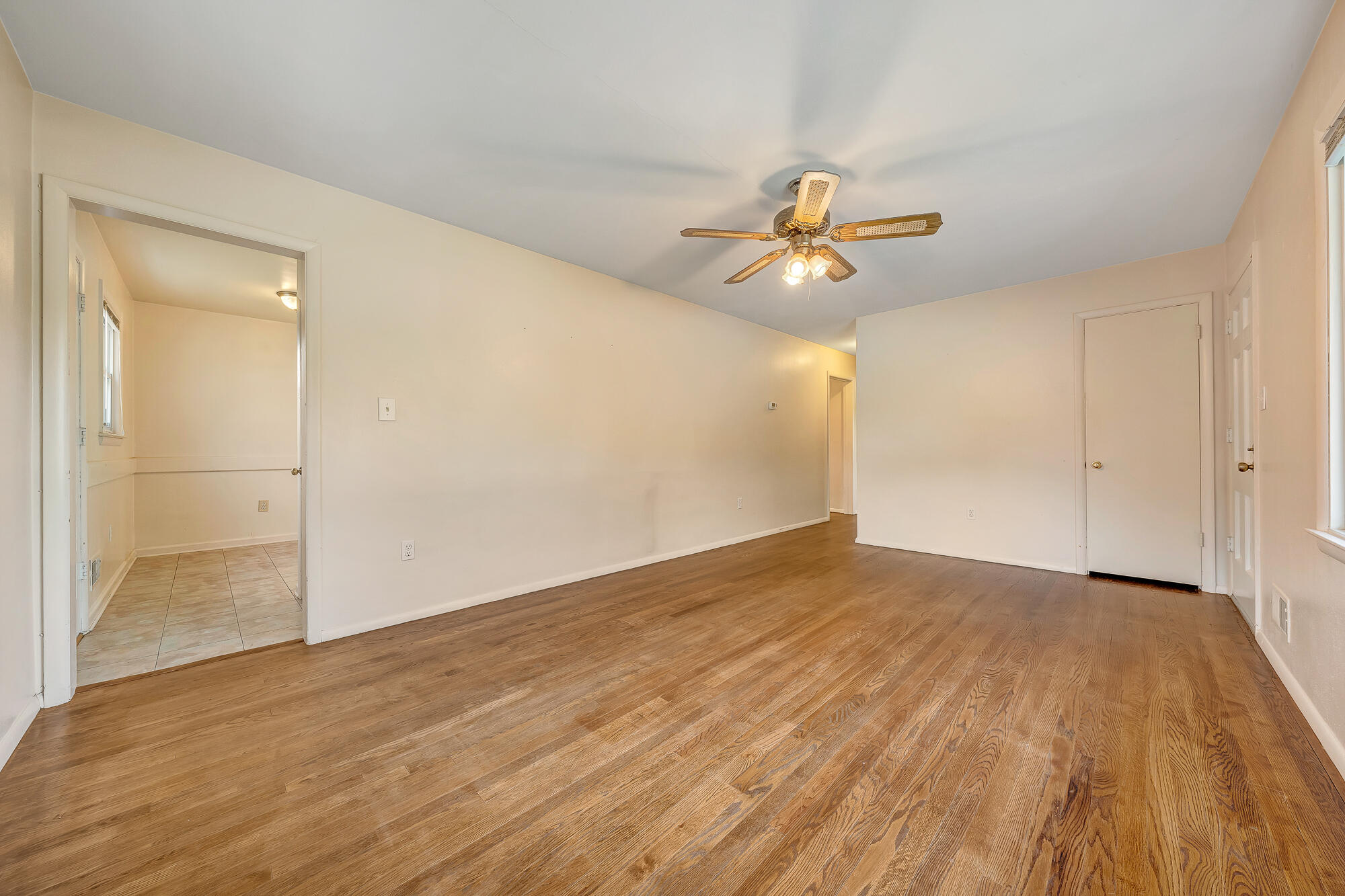 4964 Florist Road Roanoke, VA 24012 - Photo 5 of 32 05-D R E A M-2262