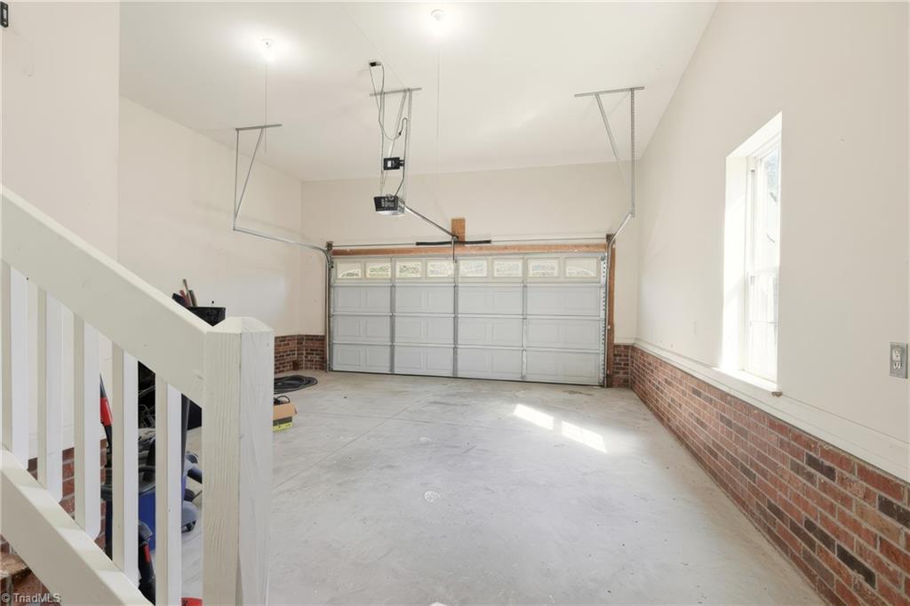 2166 Glen Cove Way High Point, NC 27265 - Photo 19 of 41 garage