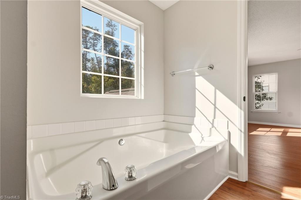 2166 Glen Cove Way High Point, NC 27265 - Photo 27 of 41 Bathtub in primary bathroom