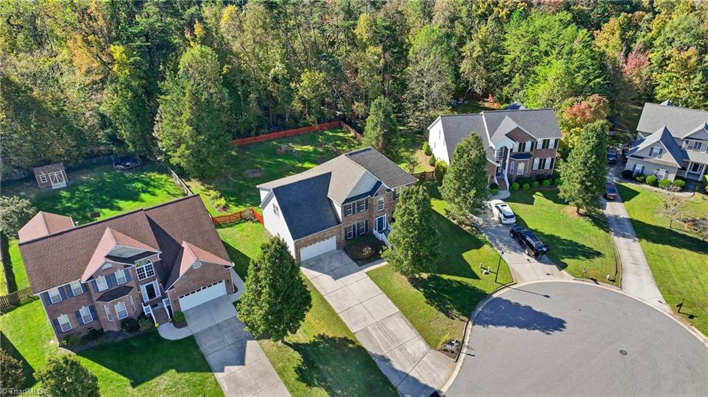 2166 Glen Cove Way High Point, NC 27265 - Photo 35 of 41