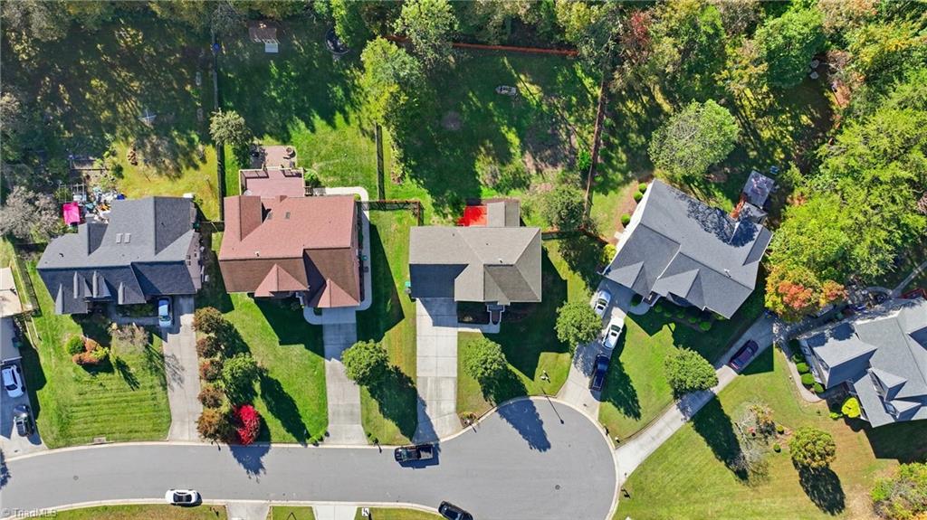 2166 Glen Cove Way High Point, NC 27265 - Photo 39 of 41