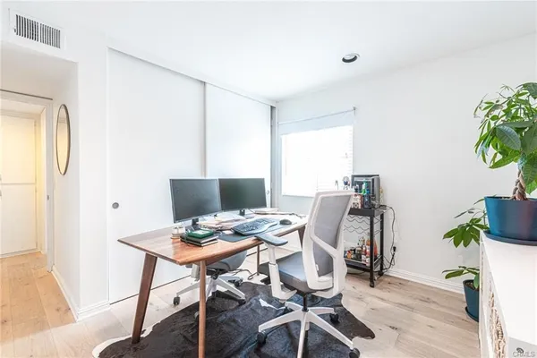 $5,495 | 719 Poinsettia Avenue, Corona del Mar, CA 92625