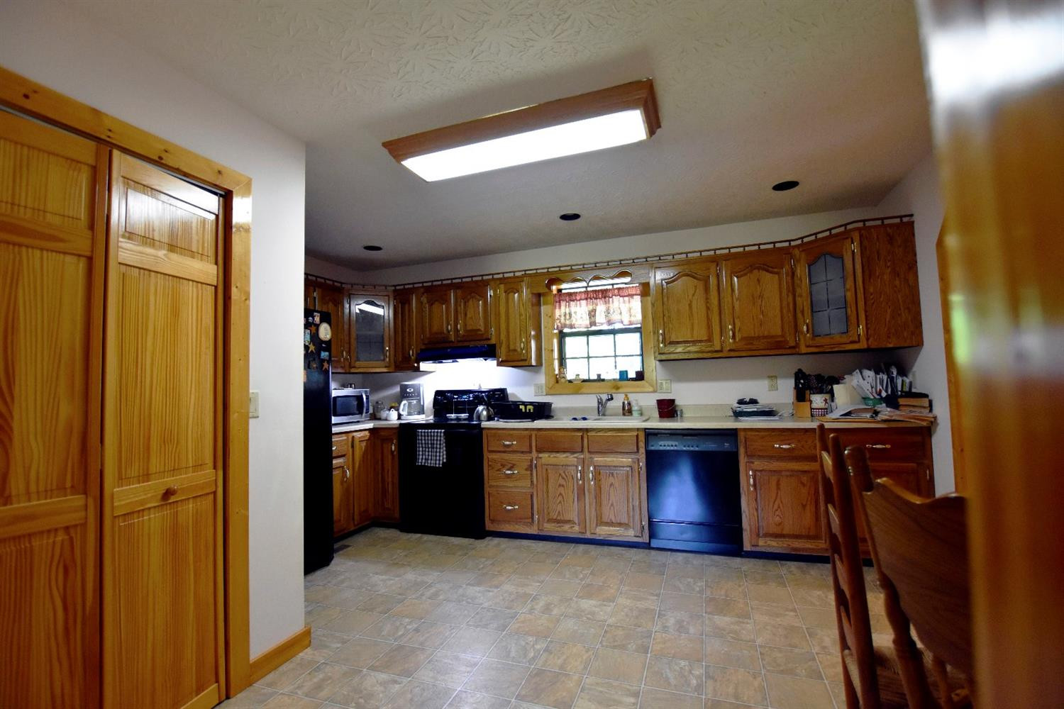 460 Red River Road Irvine, KY 40336 - Photo 24 of 53 Plenty of lighting and a convenient pant