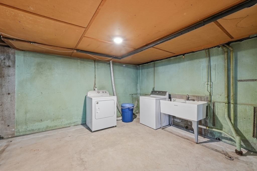 16 Hamilton Street Milford, MA 01757 - Photo 31 of 42