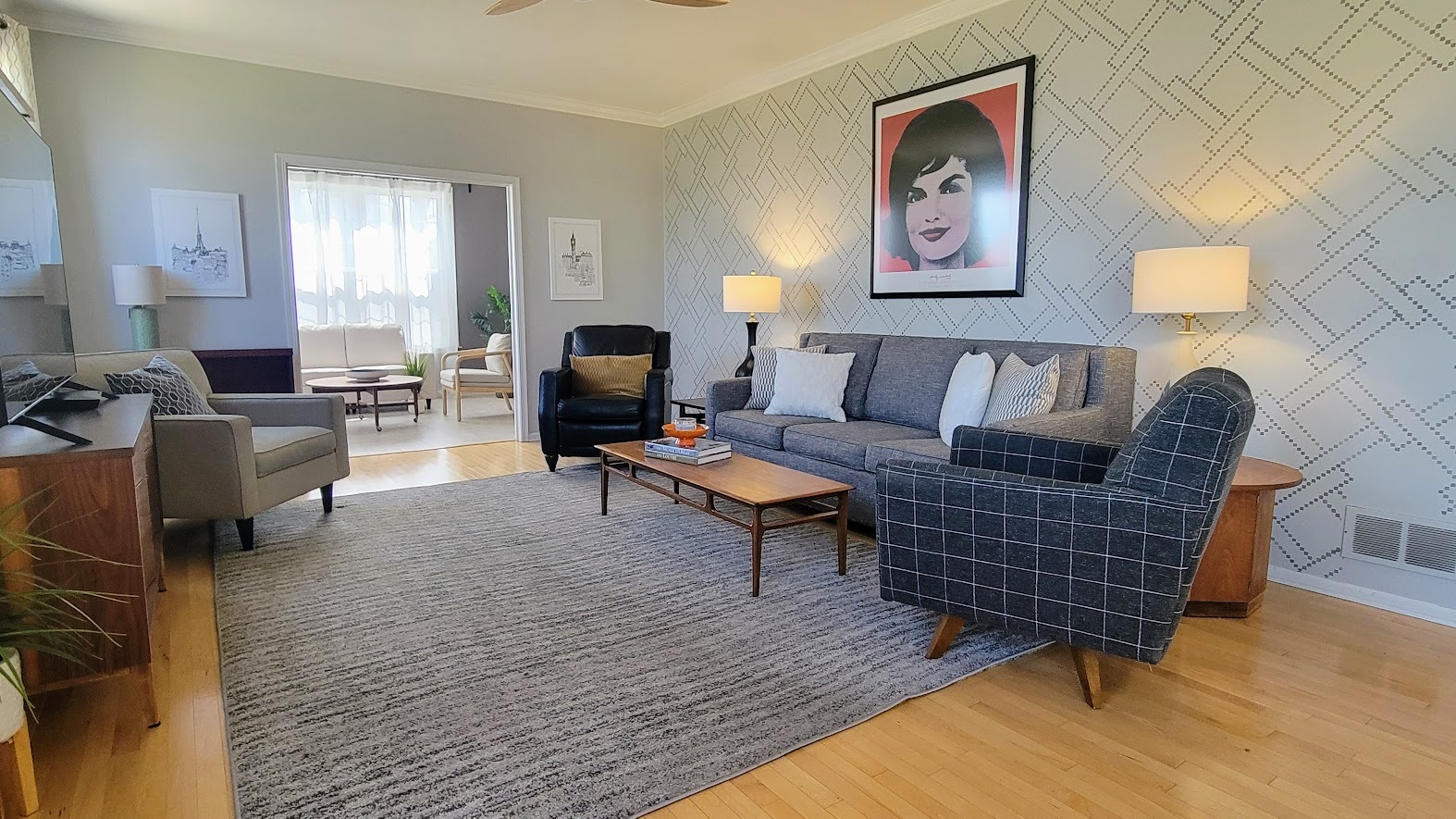 3907 Farmstead Road Carpentersville, IL 60110 - Photo 19 of 49 a living room with furniture and a rug