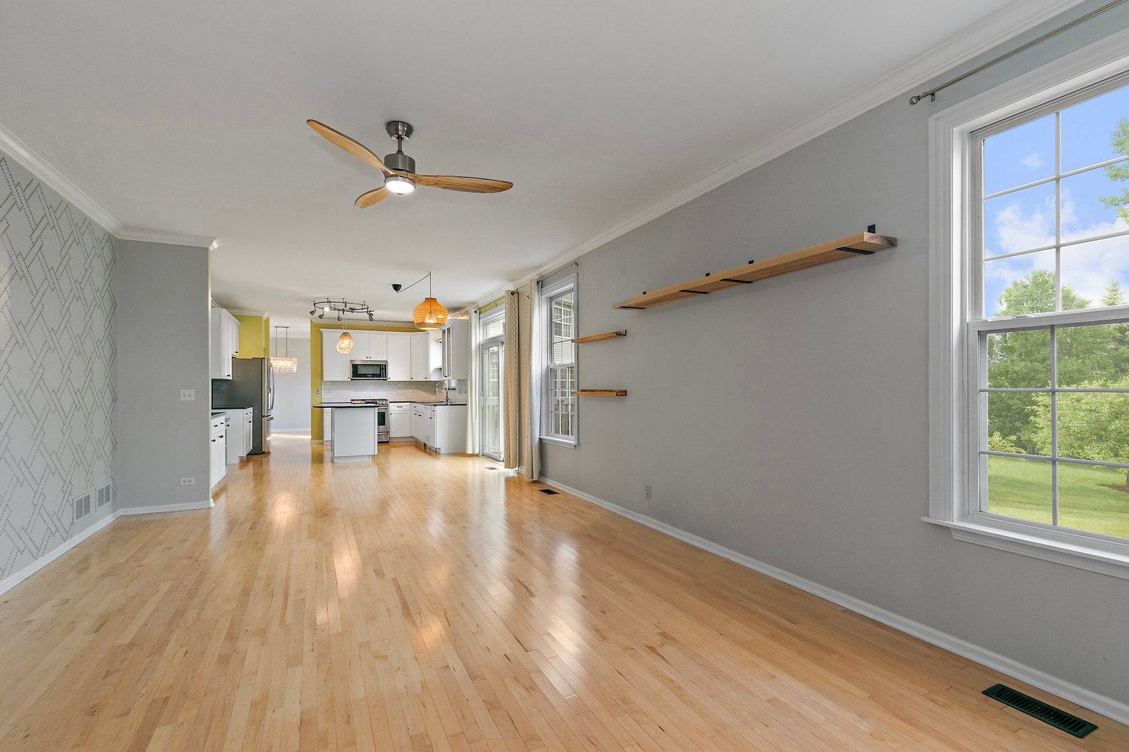 3907 Farmstead Road Carpentersville, IL 60110 - Photo 22 of 49 a view of an empty room with a window