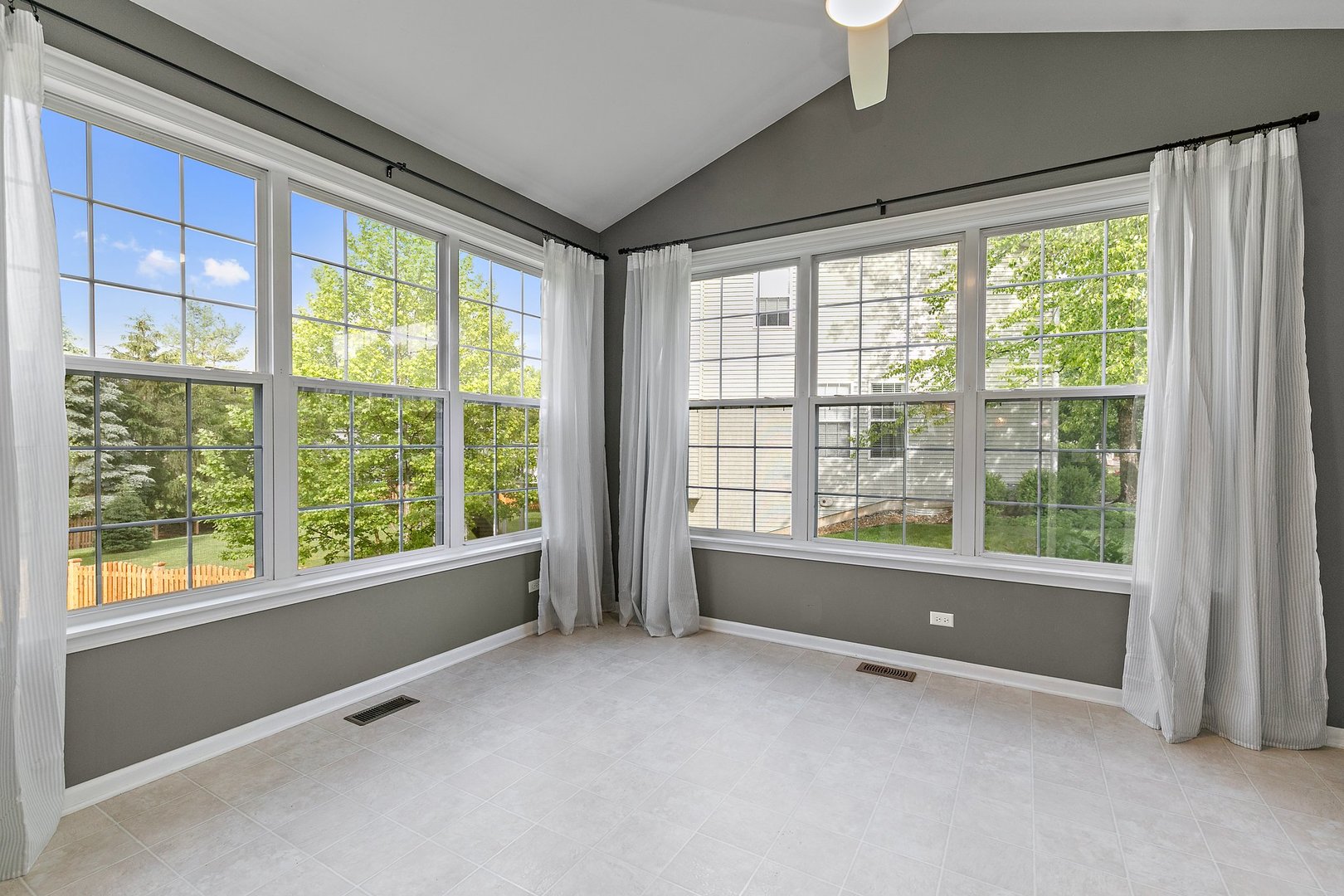 3907 Farmstead Road Carpentersville, IL 60110 - Photo 24 of 49 a view of an empty room with a window