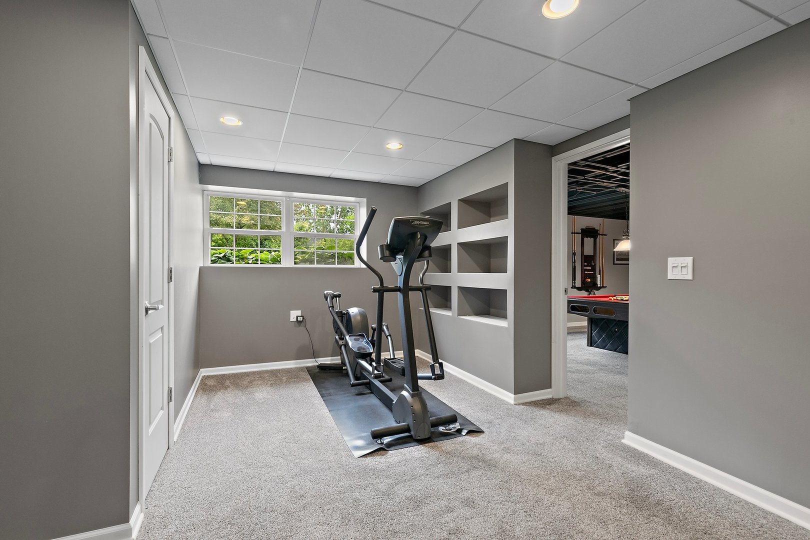 3907 Farmstead Road Carpentersville, IL 60110 - Photo 43 of 49 a view of a room with gym equipment