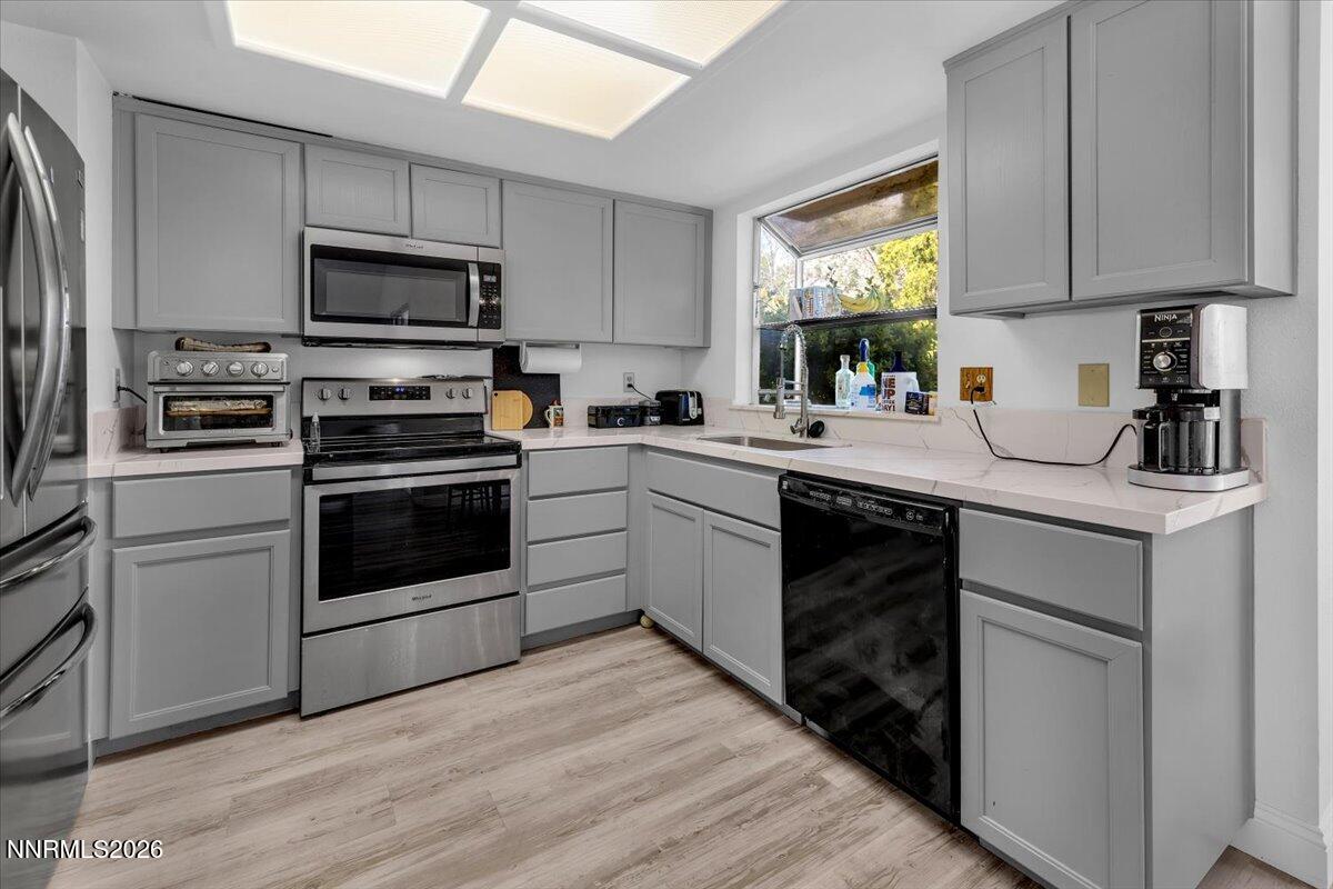 4349 Pescado Way Reno, NV 89502 - Photo 12 of 33 09-010