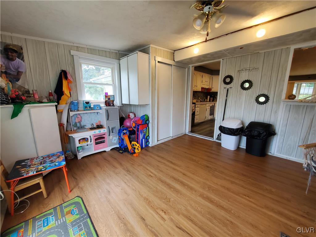 80 El Reno Avenue Nazareth, PA 18064 - Photo 7 of 21 Flex Space off Kitchen
