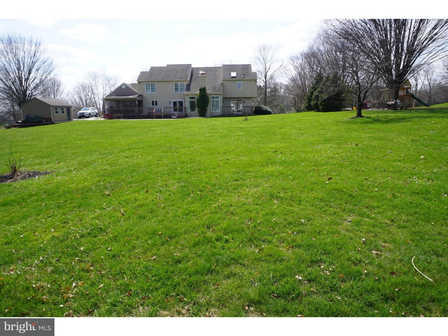 233 Heather Ridge Circle West Chester, PA 19382 - Photo 3 of 25 Back Yard