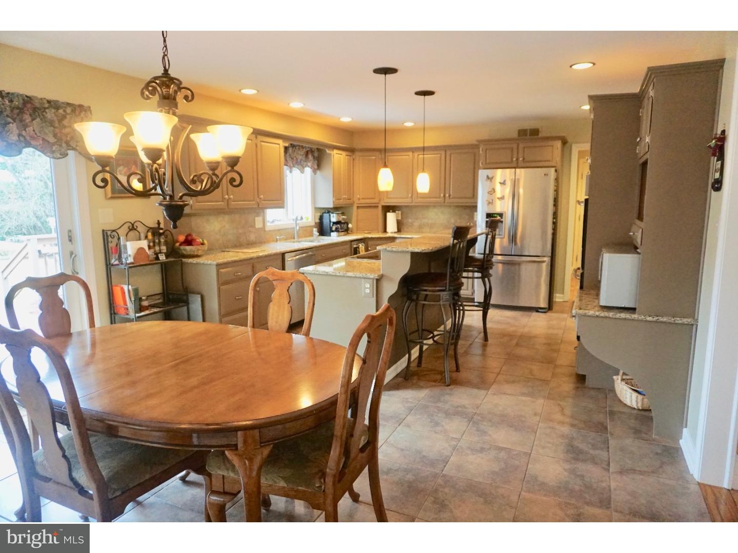 233 Heather Ridge Circle West Chester, PA 19382 - Photo 5 of 25 Kitchen