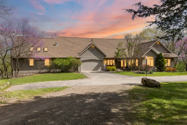 $1,250,000 | N6130 Honeysuckle Lane, Green Lake, WI 54941