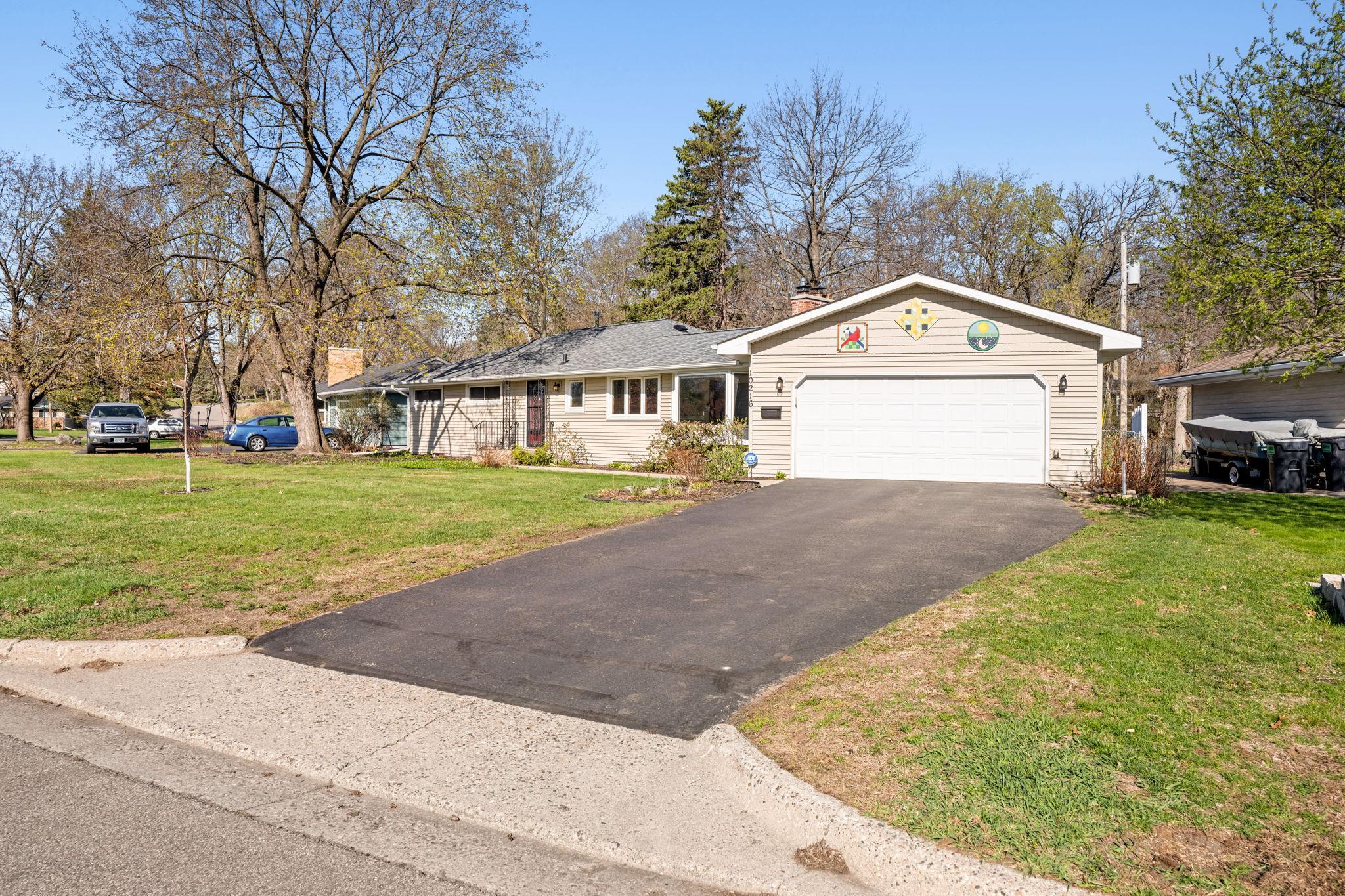 10216 Zenith Lane Bloomington, MN 55431 - Photo 1 of 60