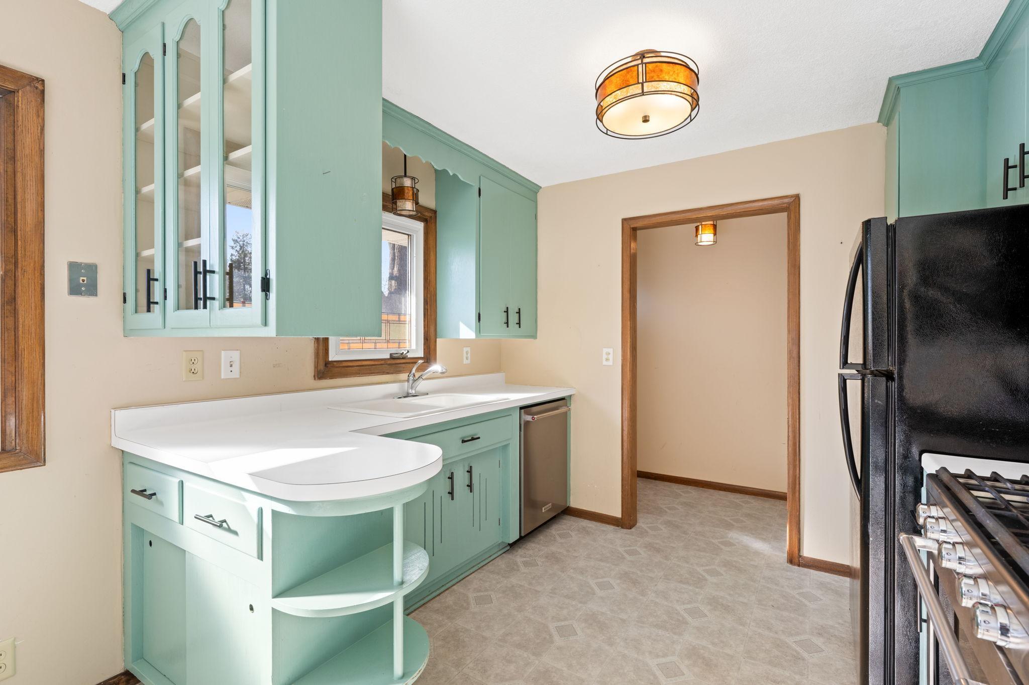 10216 Zenith Lane Bloomington, MN 55431 - Photo 11 of 60