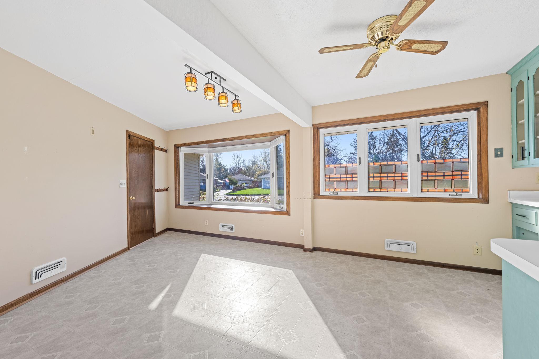 10216 Zenith Lane Bloomington, MN 55431 - Photo 17 of 60